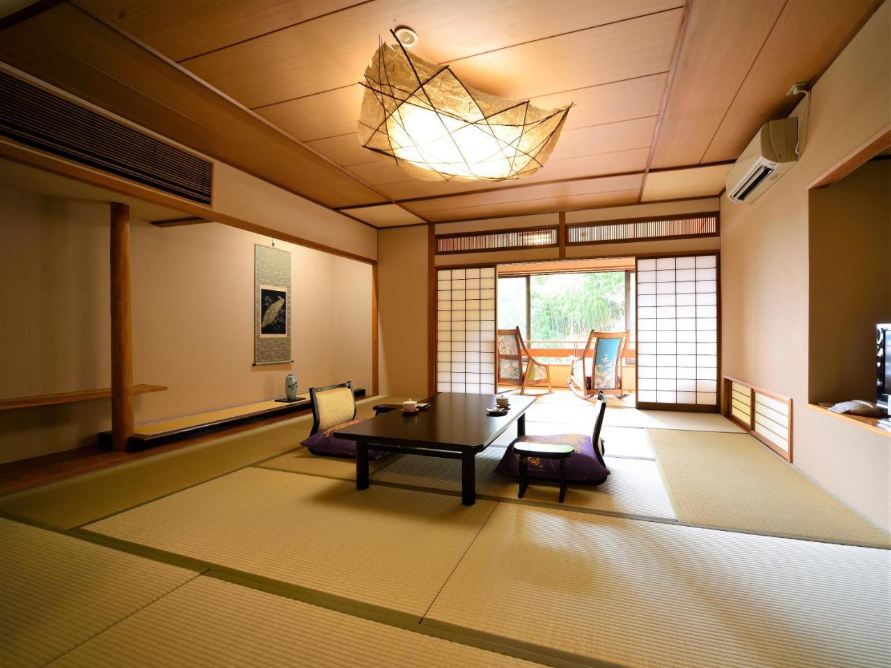 Отель Rakuzan Yasuda Izunokuni Экстерьер фото