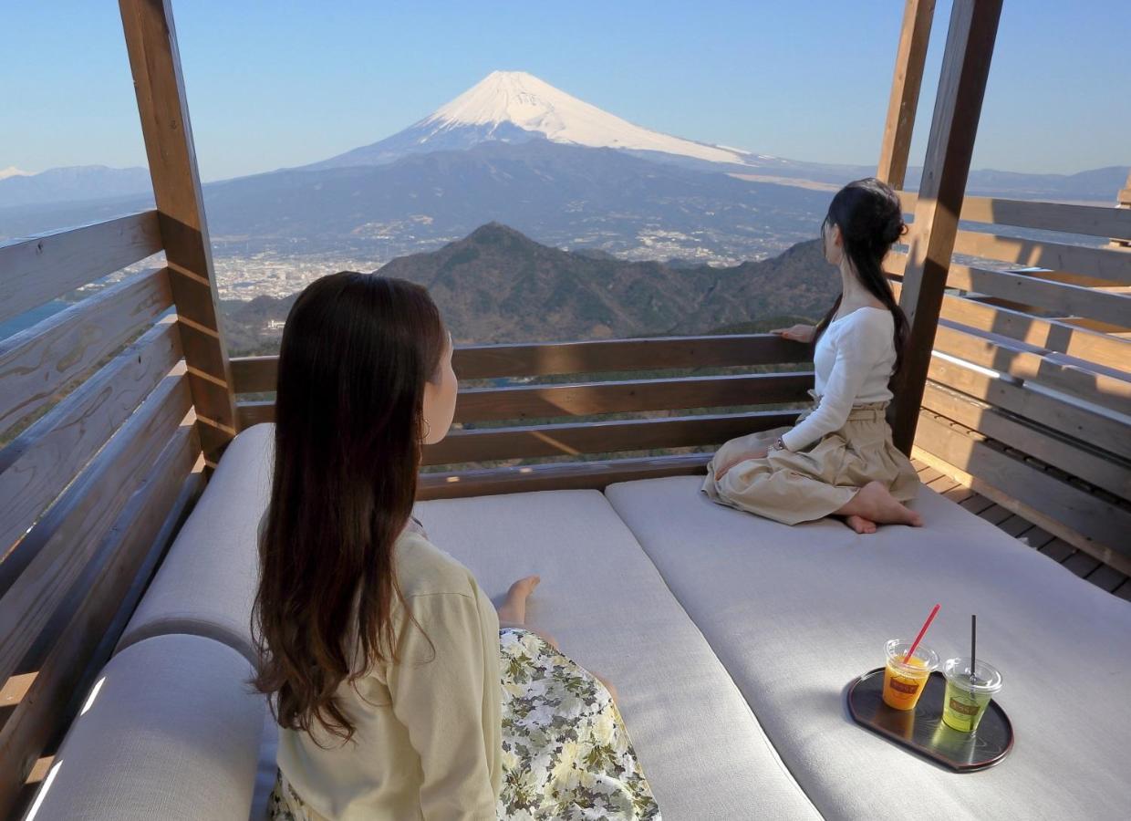 Отель Rakuzan Yasuda Izunokuni Экстерьер фото